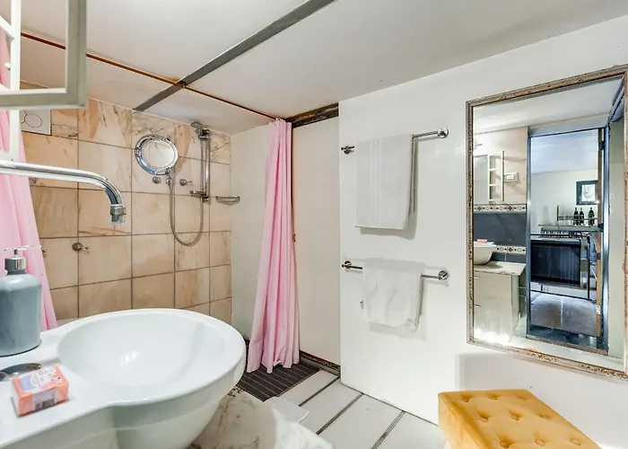 The Happy Suite, Just Renovated